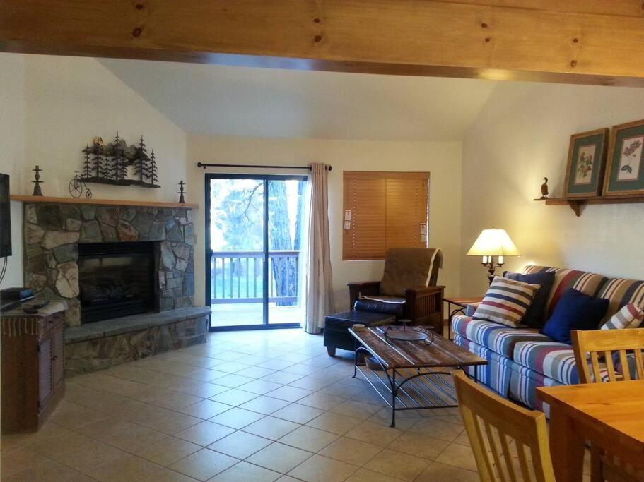 Cozy Flagstaff Home In Cool Pines - Country Club Exterior foto